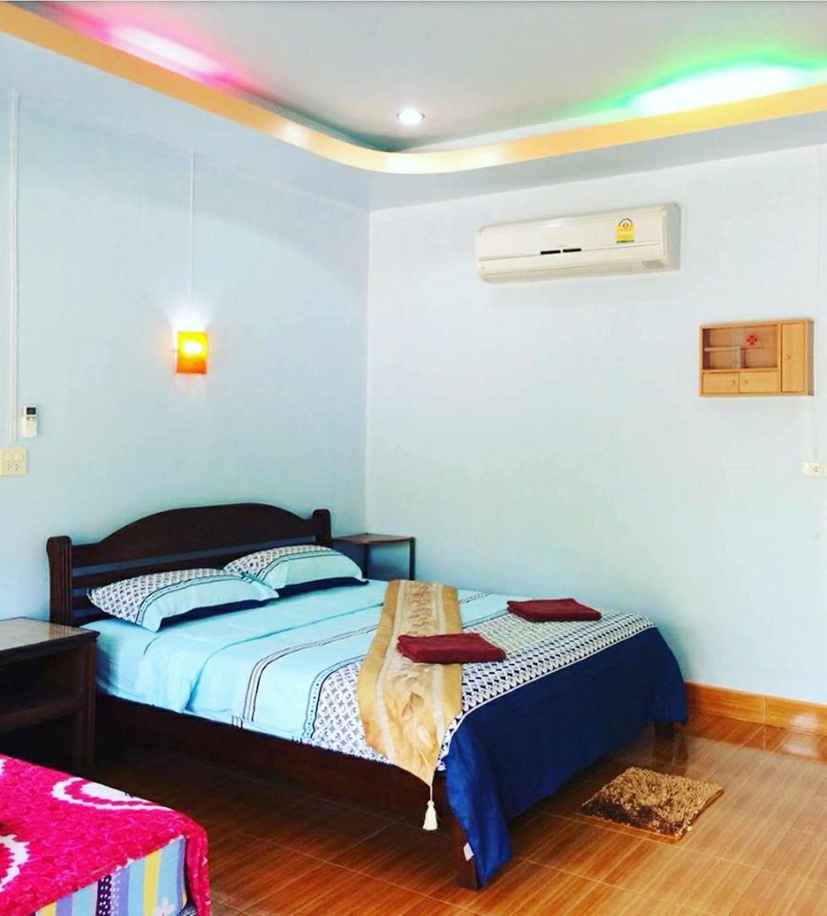 Hotel Phu Lanta Life à Ko Lanta Extérieur photo