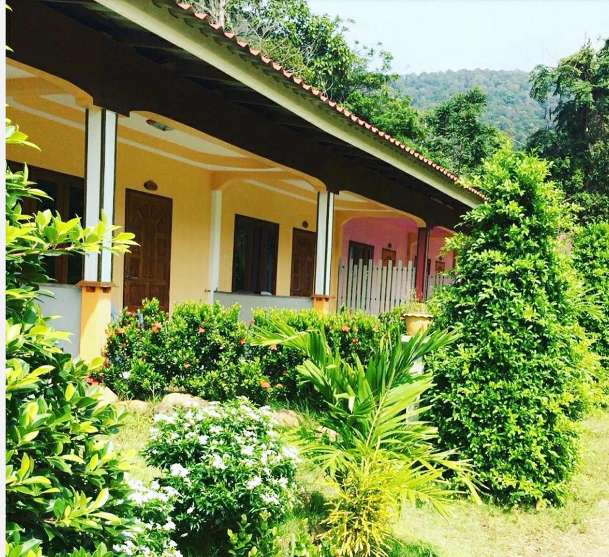 Hotel Phu Lanta Life à Ko Lanta Extérieur photo